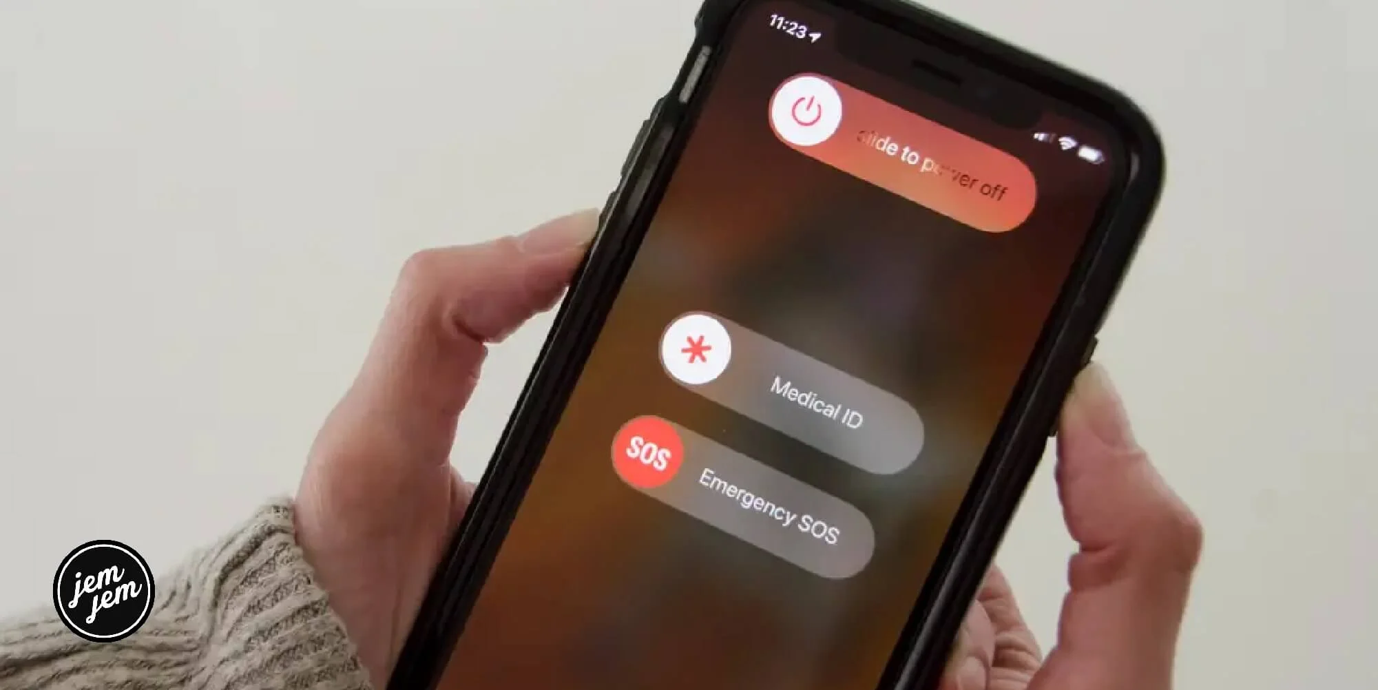 khởi động lại iPhone