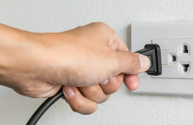 tắt camera giám sát bằng cách rút nguồn điện